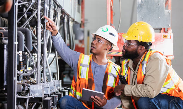 Best Licensed Electrician  in North Grosvenor Dale, CT
