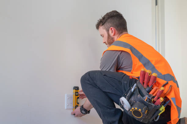 Best Affordable Emergency Electrician  in North Grosvenor Dale, CT